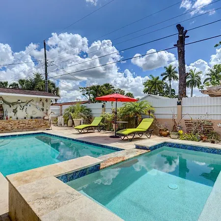 Breezy Naples Home With Private Outdoor Pool!
